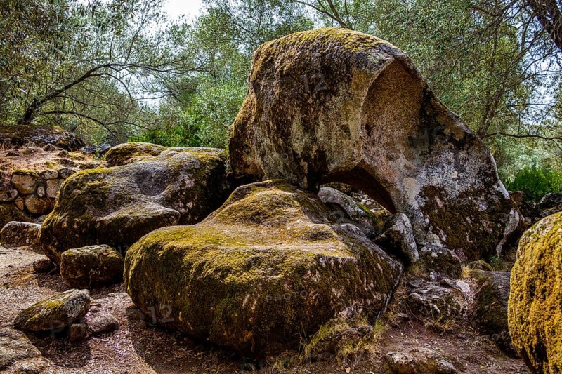 Natural rock shelter