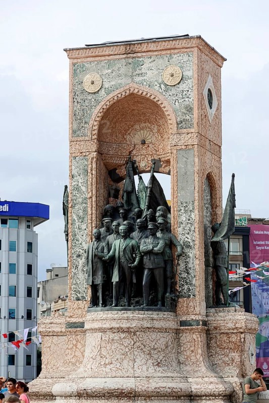 Mustafa Kemal Atatuerk with comrades-in-arms
