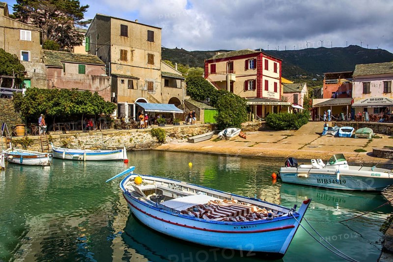 Centuri Port