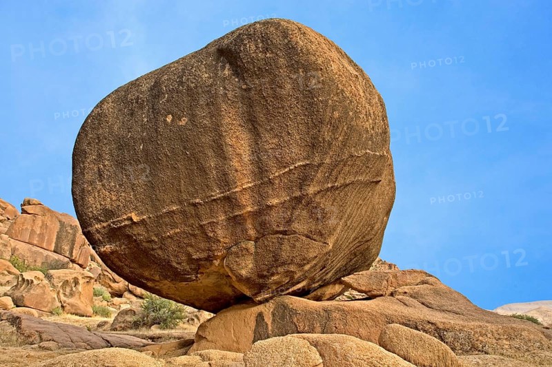 Bizarre granite rocks
