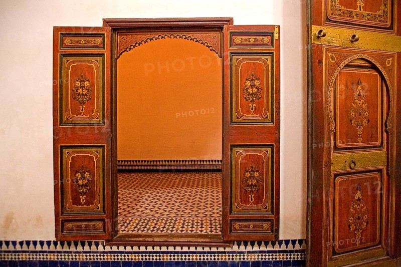 Precious wooden doors in the Palais de la Bahia
