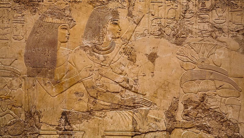 Ramose's brother Amenhotep with woman