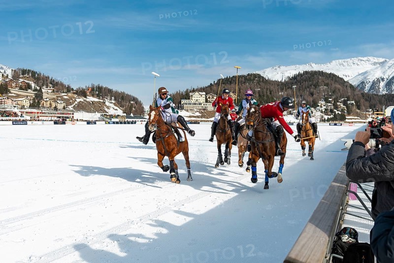Players from Team St. Moritz