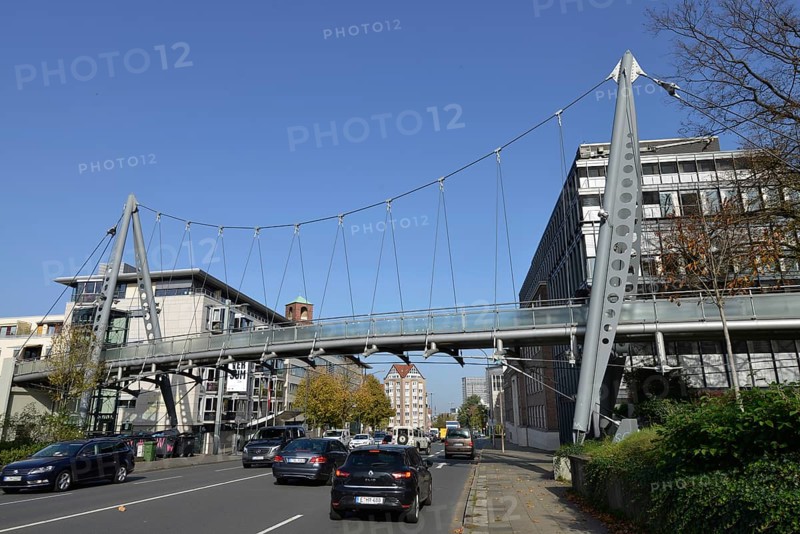 Pedestrian bridge