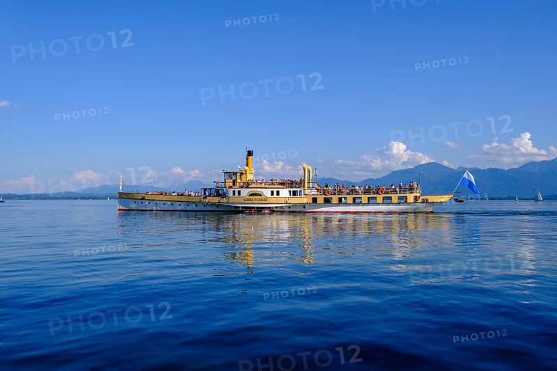 Paddle steamer from Fraueninsel