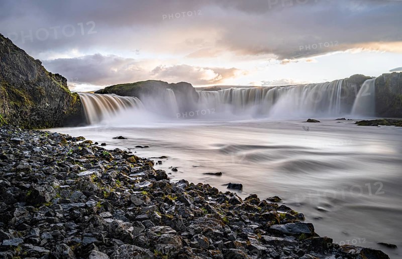 Gooafoss Waterfall in Summer