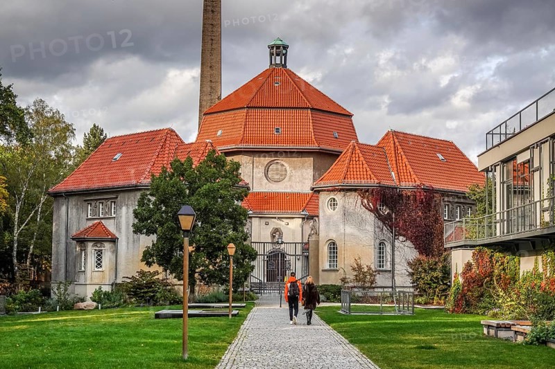 Crematorium Wedding