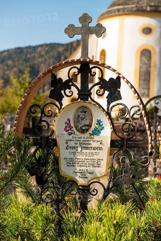 Grave of the gamekeeper poacher Georg Jennerwein (*between 1848-1852) (+ 1877) Cemetery
