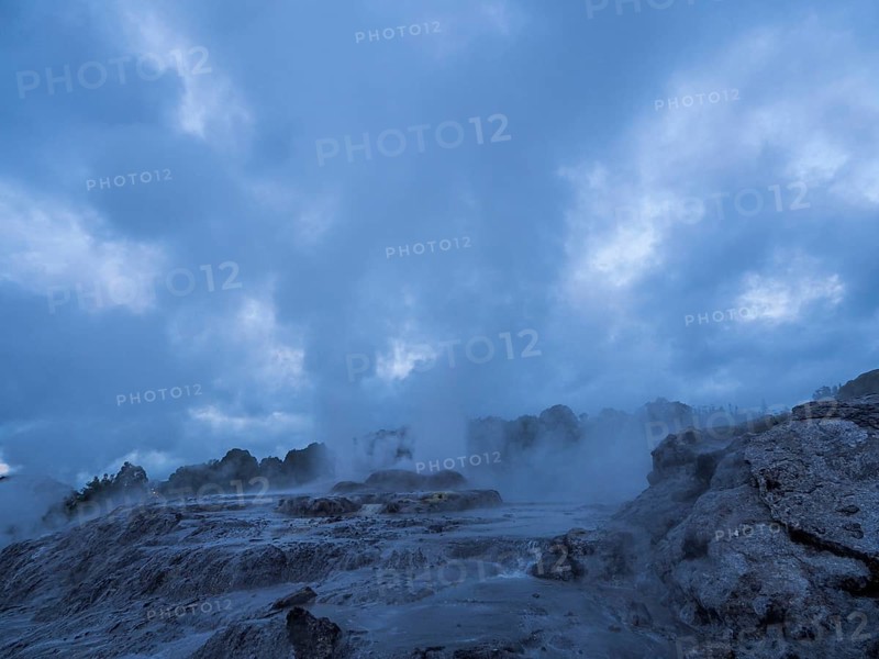 Active geothermal field