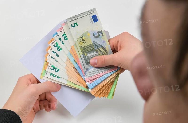 Hand