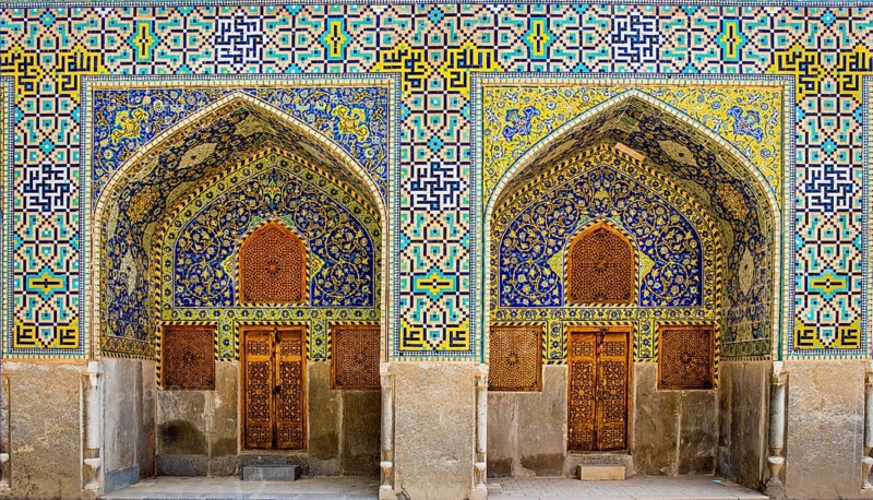 Faience Mosaics of the Medrese