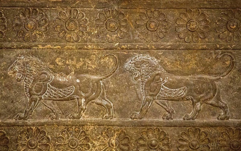Stone relief with lions from Persepolis