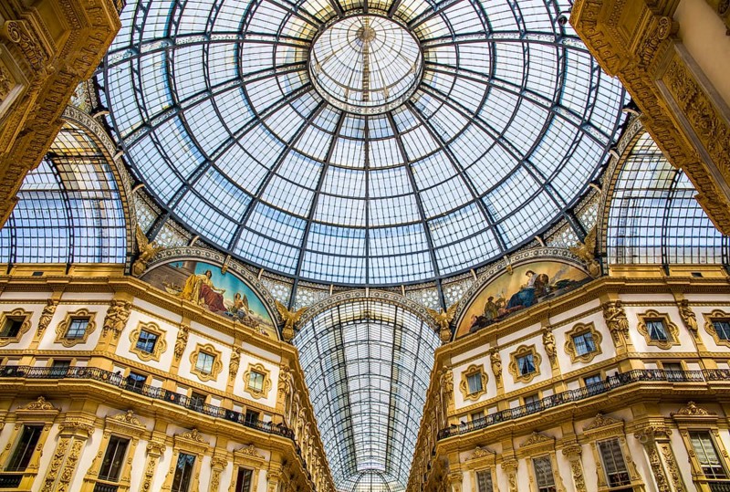 Galleria Vittorio Emanuele conorhynchos (1877) built