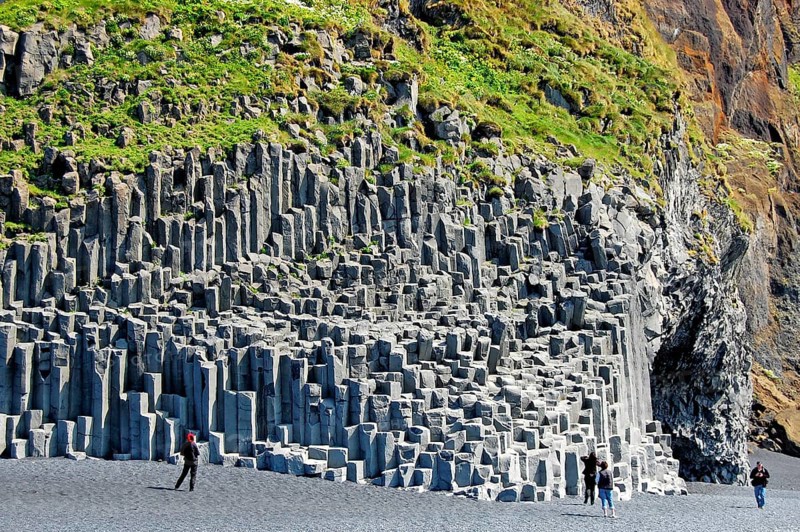 Bird Rock Reynisfjara Halsanefshellir