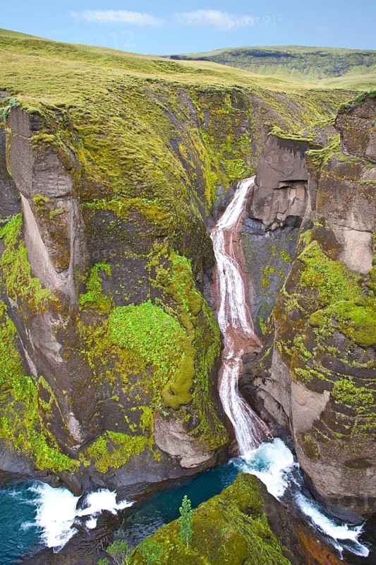 Fjaorargljufur Gorge