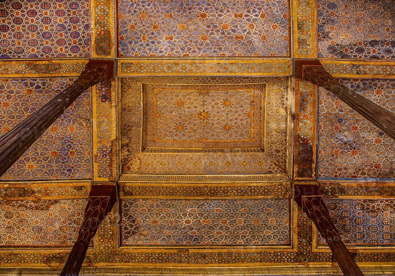 Chehel Sotoun Palace