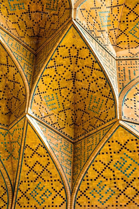 Honeycomb structure on the West-Iwan