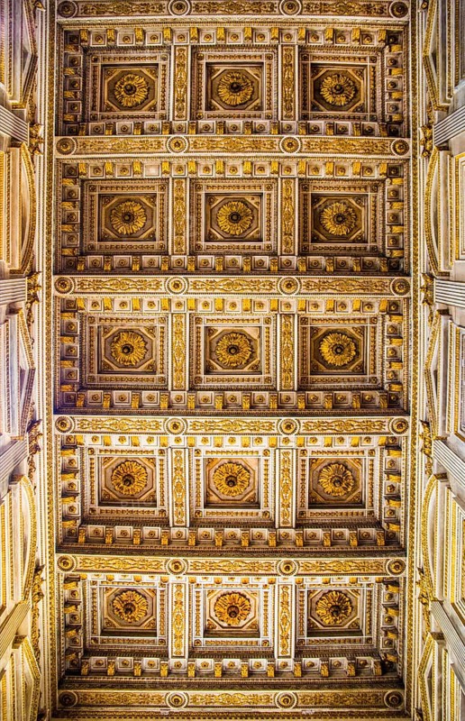 16th century ceiling by Giulio Romano