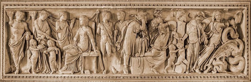 Stucco reliefs of the Chamber of the Sun and the Moon