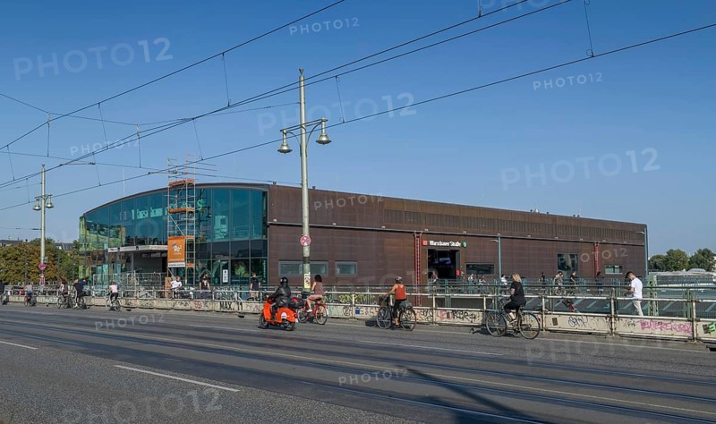 Warschauer Strasse train station