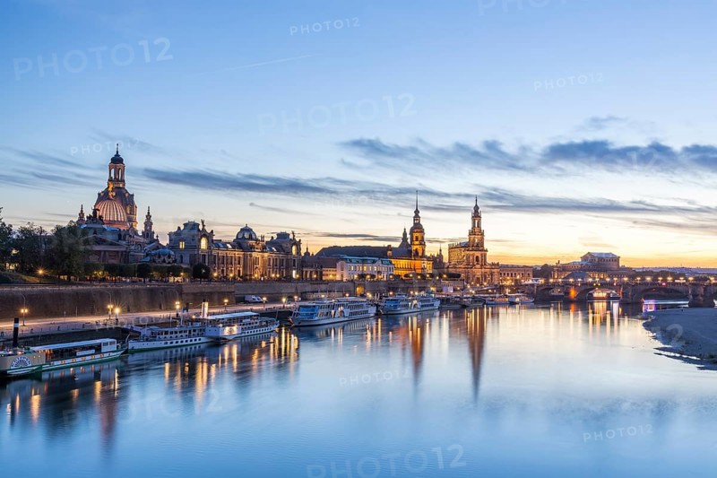 City view at blue hour with Elbe and Academy of Arts