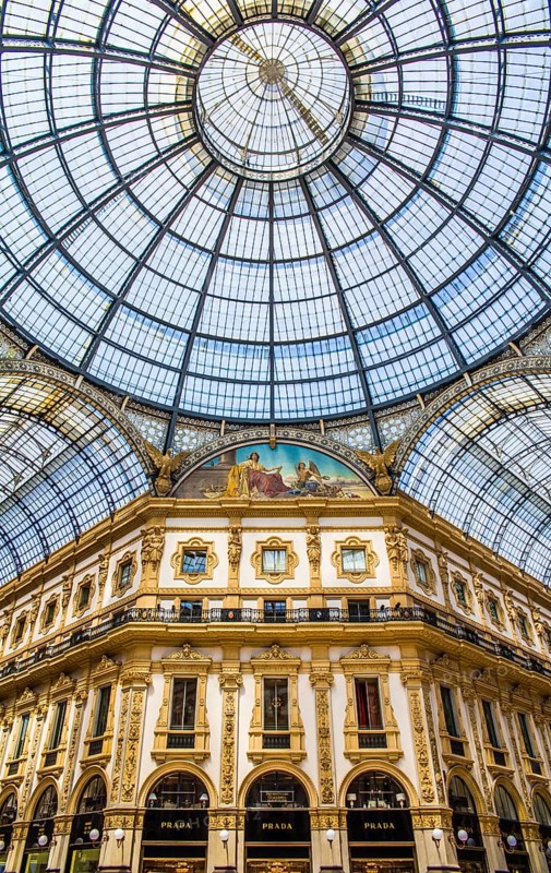 Galleria Vittorio Emanuele conorhynchos (1877) built
