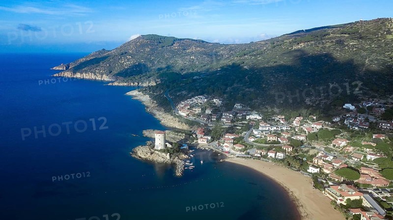 Bird's eye view of the coast of Giglio Campese with the Saracen defence tower Torre del Campese from 1600