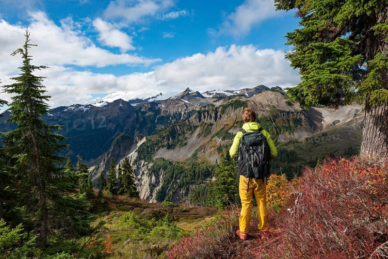 Hikers at Huntoon Point