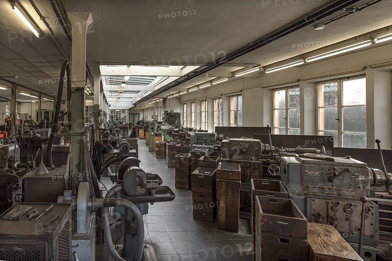 Turning shop of a former valve factory