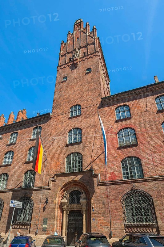 New courthouse by Friedrich von Thiersch 1905