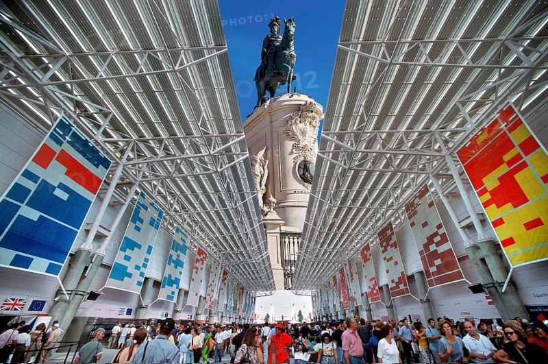 Photomontage equestrian statue of King Jose I