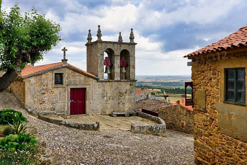Entrance and courtyard of the Rocamador church for our Lady