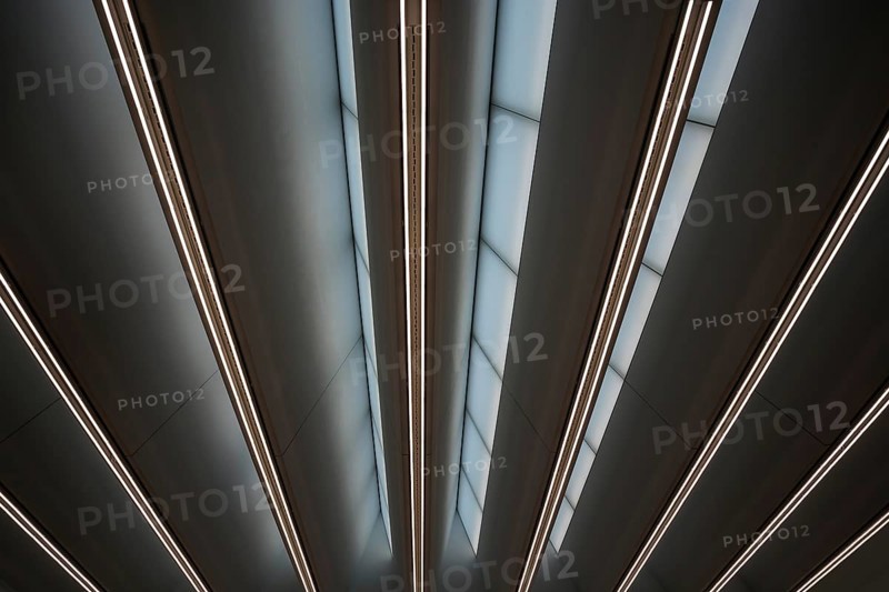 Fluorescent tubes in the Kueppersmuehle Museum
