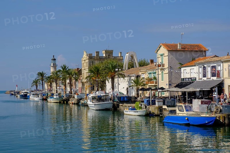 Port and Canal du Rhone a Sete