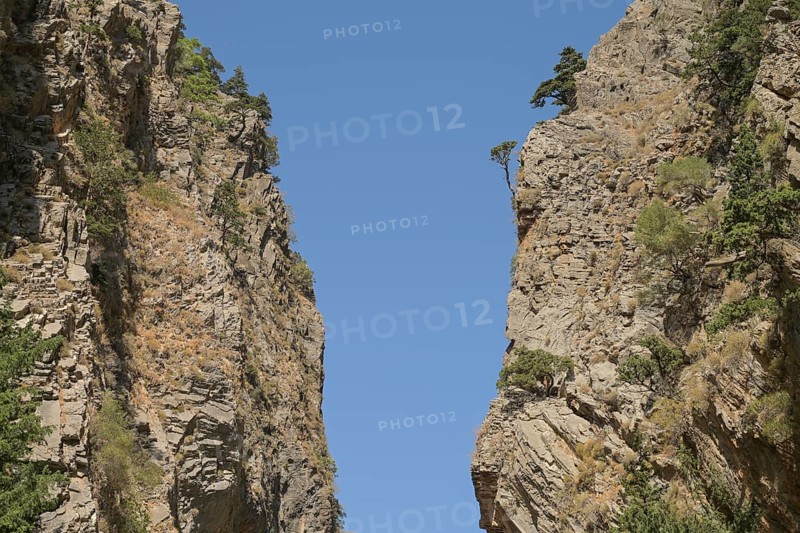 Middle of the three narrows Iron Gates Portes
