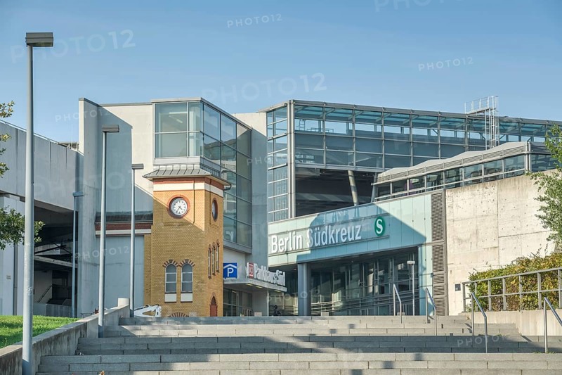 Suedkreuz Station