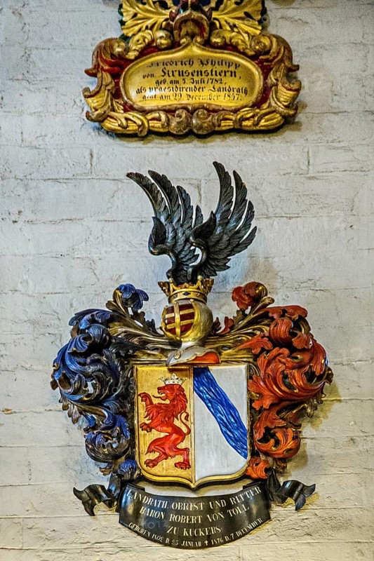 Coats of arms of German-Baltic noble houses in the Cathedral Church of St. Mary