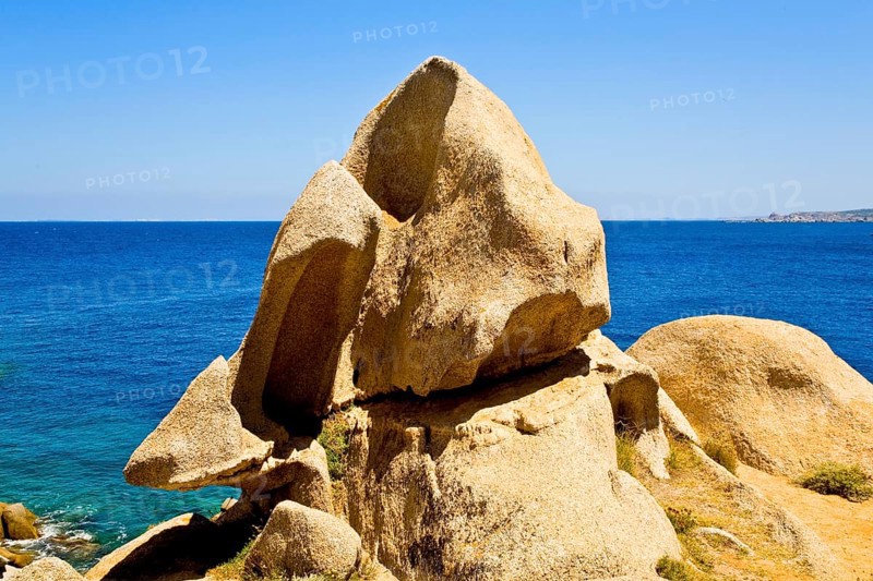 Bizarre granite rocks