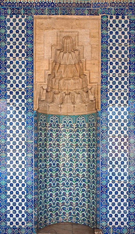 Prayer niche in Ruestem Pasa Mosque