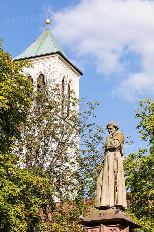 Fountain figure of Monk Berthold Schwarz on the town hall square