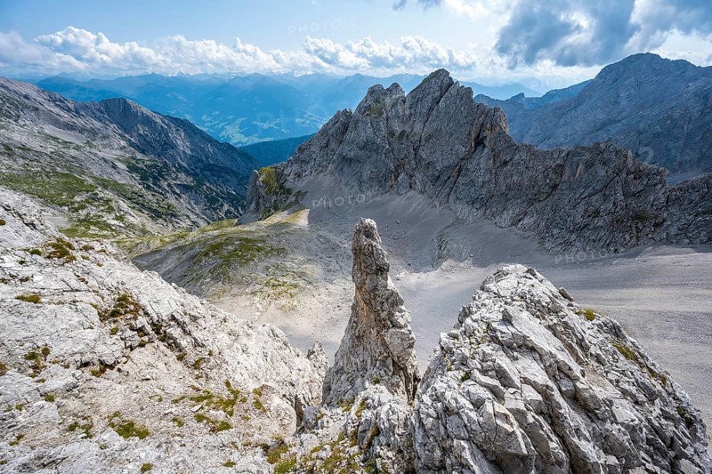 Rock outcrop on the via ferrata to Lamsenspitze