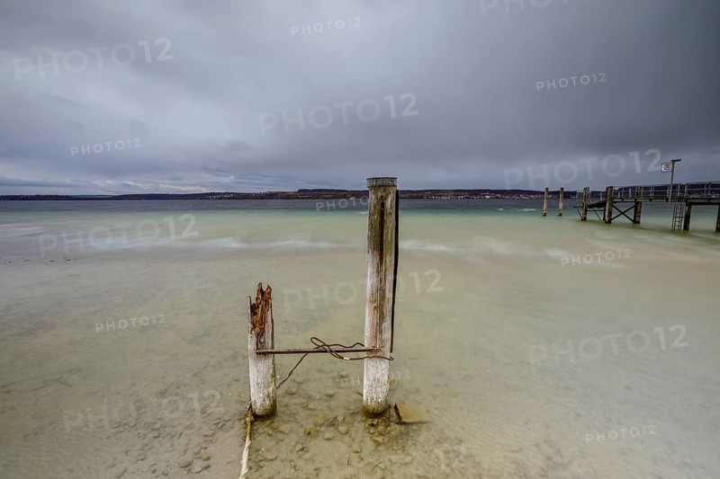 Stormy winter weather at Lake Constance