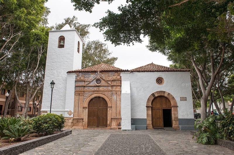 Church with two portals