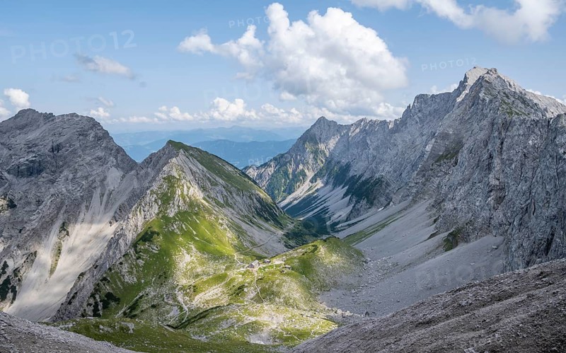 View of mountain basin with Lamsenjochhuette