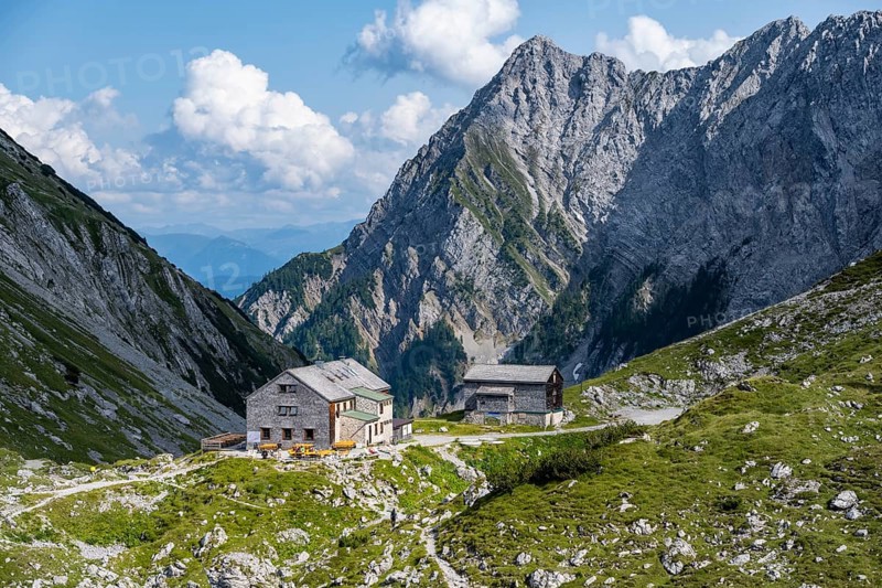 Lamsenjochhuette