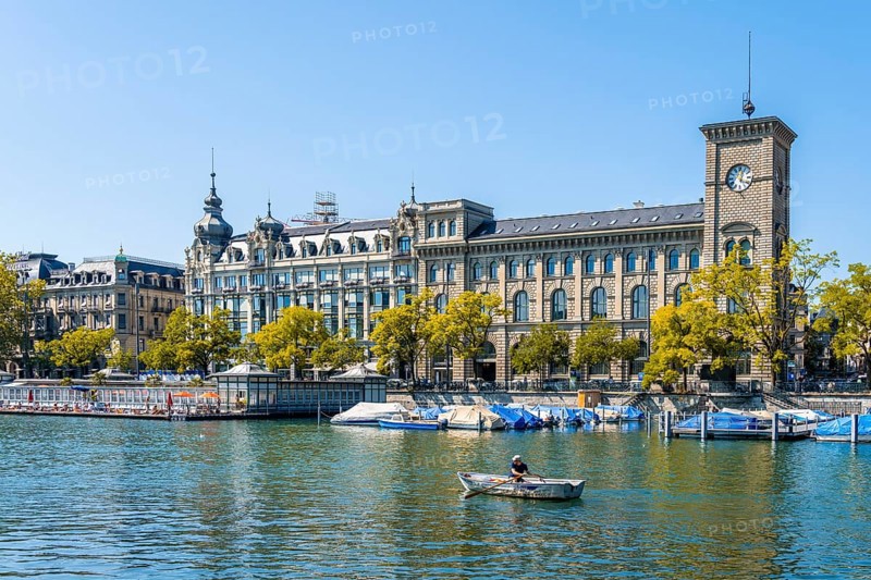 Rowers on the Limmat