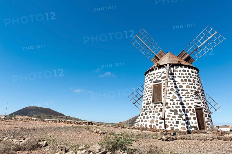 Windmill in Villaverde