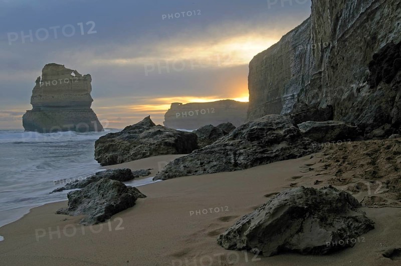 Twelve Apostles Rock Formation