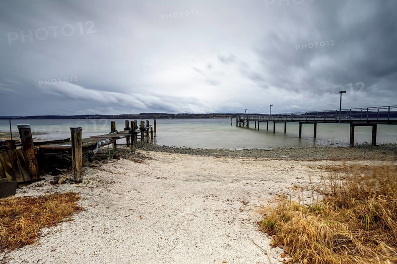 Stormy winter weather at Lake Constance