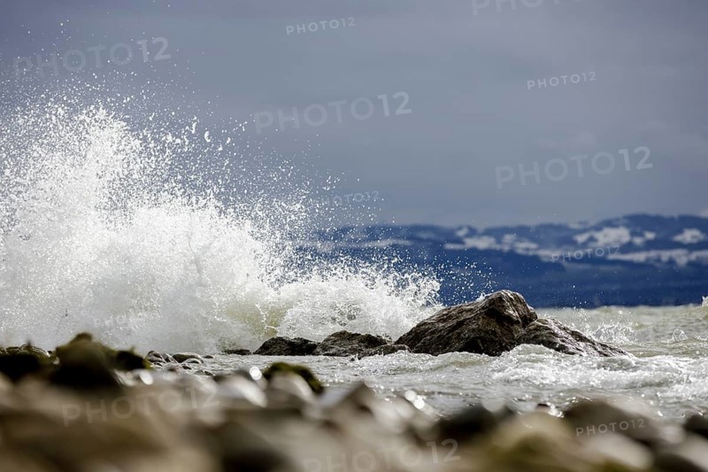 Storm Lolita raging on the stony shore in Hagnau